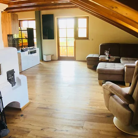 Apartamento Wohlfuhlwohnung Mit Flair Piding